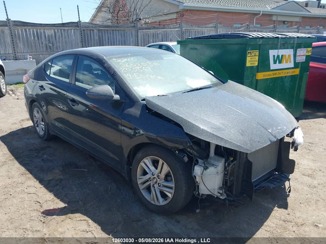 2018 HYUNDAI ELANTRA Чорний - Бензин Седан - зображення 1